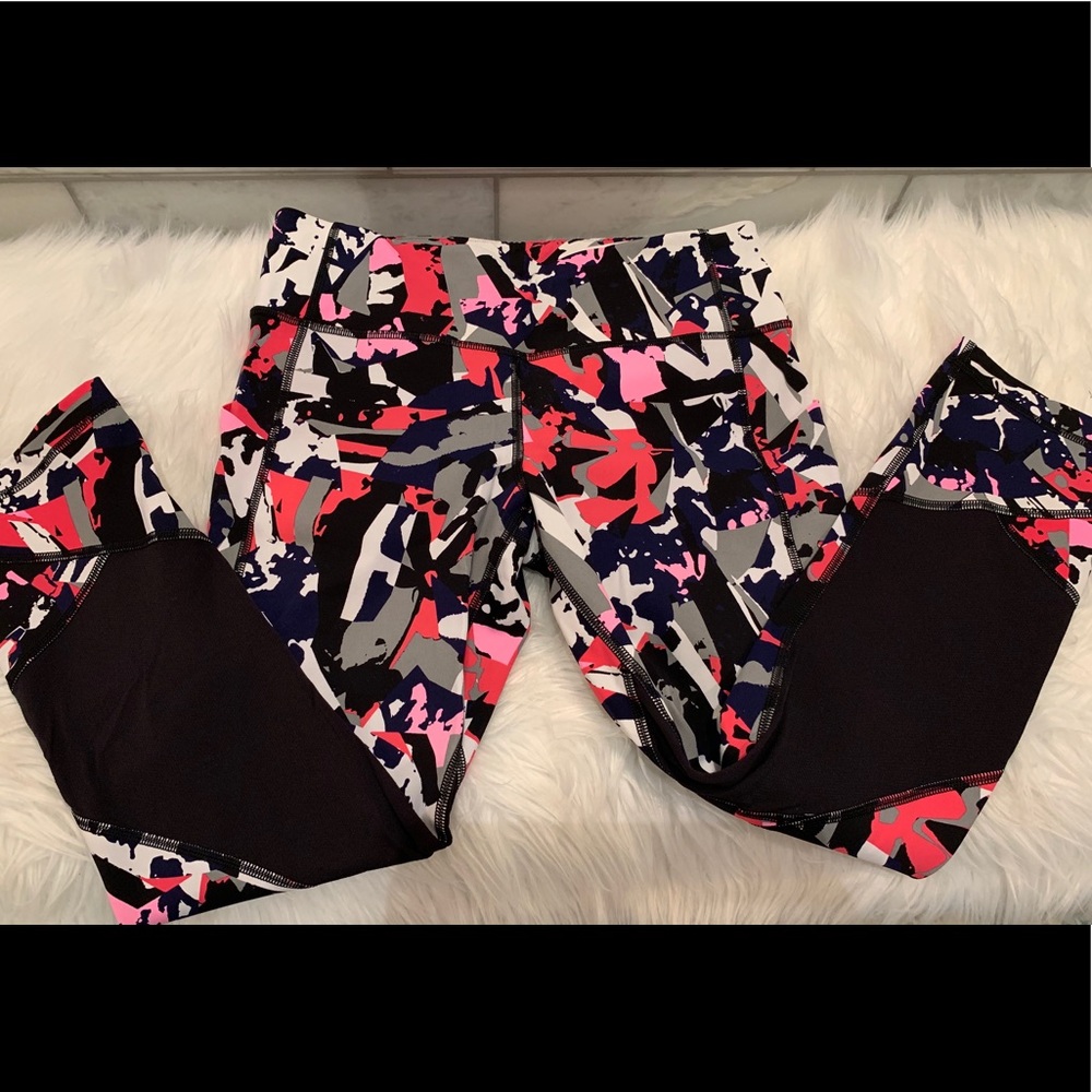 Lululemon crops 6